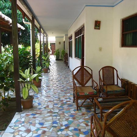 Hotel Oriental Руренабаке Екстериор снимка